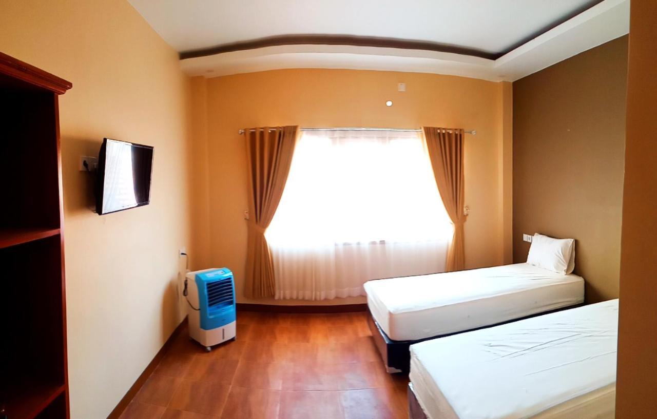 Bluefire Homestay Syariah Banyuwangi  Dış mekan fotoğraf