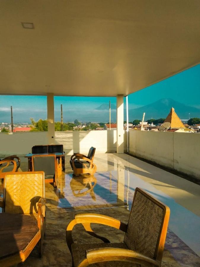 Bluefire Homestay Syariah Banyuwangi  Dış mekan fotoğraf